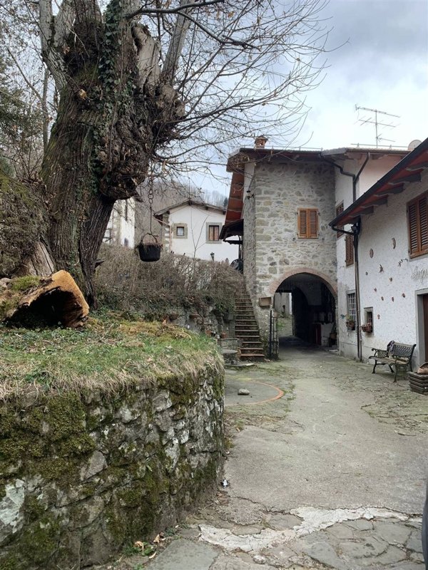 appartamento in vendita a San Marcello Piteglio in zona Piteglio