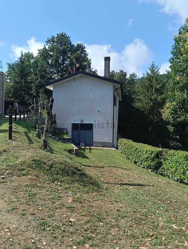 casa indipendente in vendita a San Marcello Piteglio in zona Casa di Monte