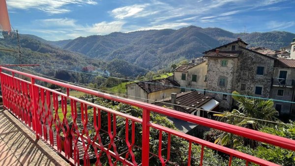 casa indipendente in vendita a San Marcello Piteglio