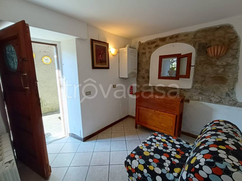 casa indipendente in vendita a San Marcello Piteglio in zona Calamecca