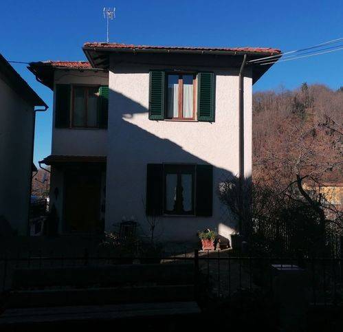 casa indipendente in vendita a San Marcello Piteglio in zona Gavinana