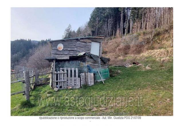 terreno edificabile in vendita a San Marcello Piteglio in zona Maresca