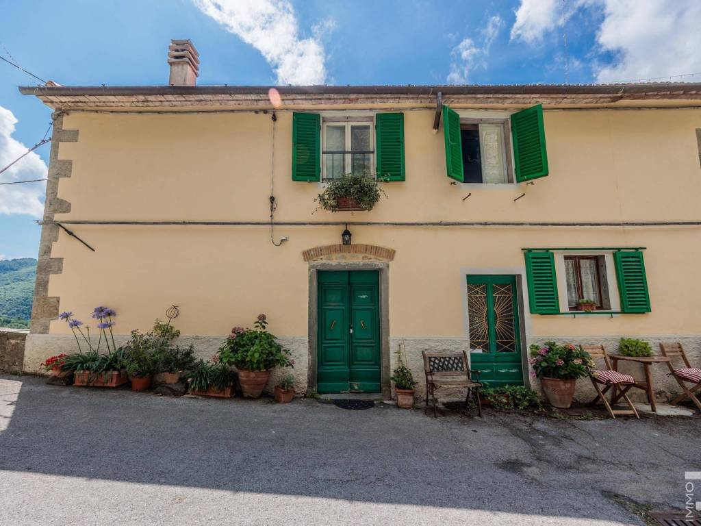 casa indipendente in vendita a San Marcello Piteglio