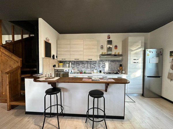 casa indipendente in vendita a San Marcello Piteglio in zona Piteglio