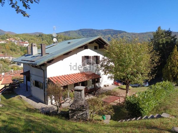 casa indipendente in vendita a San Marcello Piteglio in zona Campo Tizzoro