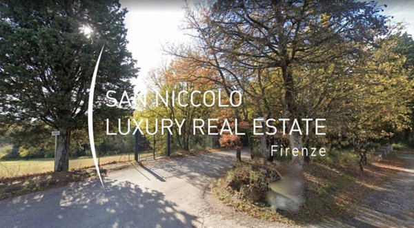 negozio in vendita a Bagno a Ripoli in zona San Donato in Collina