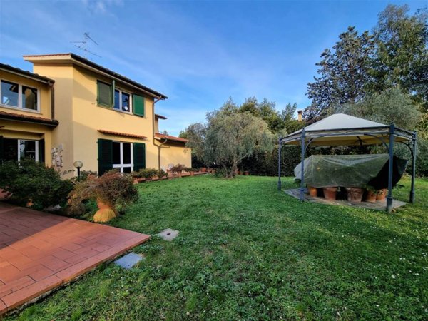 casa indipendente in vendita a Bagno a Ripoli in zona Grassina