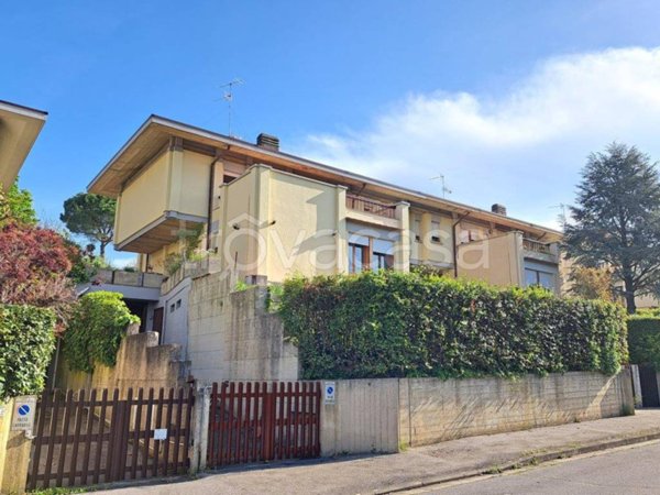 casa indipendente in vendita a Bagno a Ripoli in zona Antella