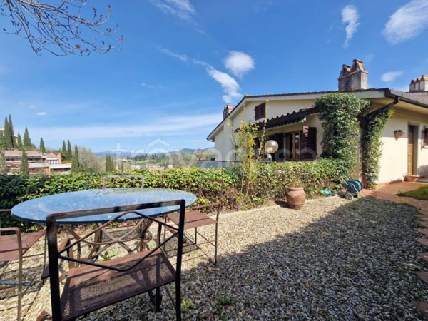 casa indipendente in vendita a Bagno a Ripoli in zona Grassina