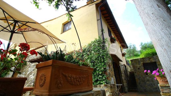 casa indipendente in vendita a Bagno a Ripoli in zona Grassina