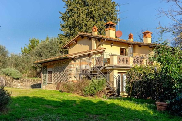 casa indipendente in vendita a Bagno a Ripoli in zona Vallina