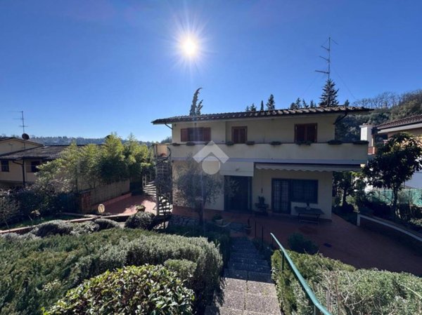 casa indipendente in vendita a Bagno a Ripoli in zona Grassina