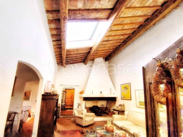 casa indipendente in vendita a Bagno a Ripoli in zona Grassina