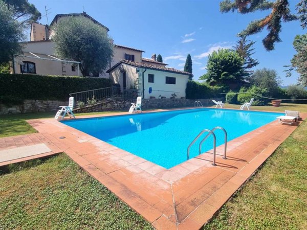casa indipendente in vendita a Bagno a Ripoli in zona Vallina