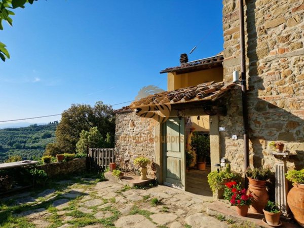 casa indipendente in vendita a Bagno a Ripoli in zona Antella