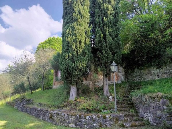 locale di sgombero in vendita a Bagno a Ripoli in zona Ponte a Ema