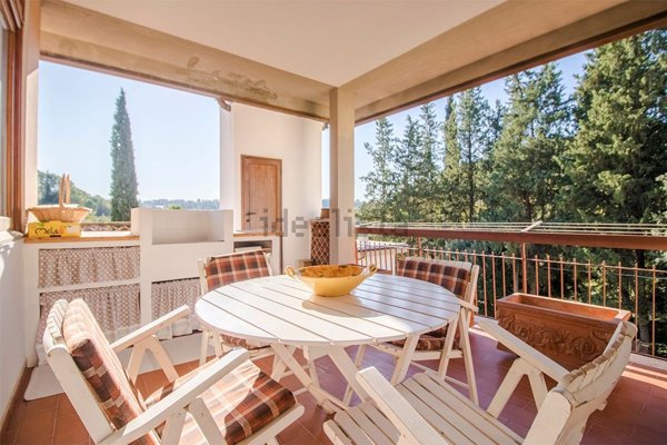 casa indipendente in vendita a Bagno a Ripoli in zona Grassina