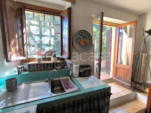 casa indipendente in vendita a Bagno a Ripoli in zona Grassina