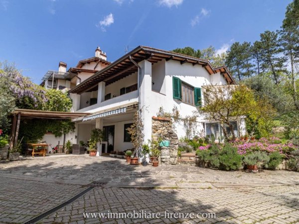casa indipendente in vendita a Bagno a Ripoli in zona San Donato in Collina