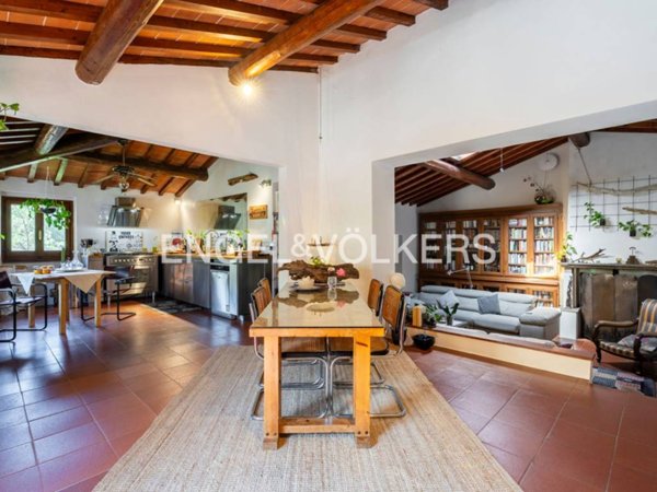 appartamento in vendita a Bagno a Ripoli in zona Vallina