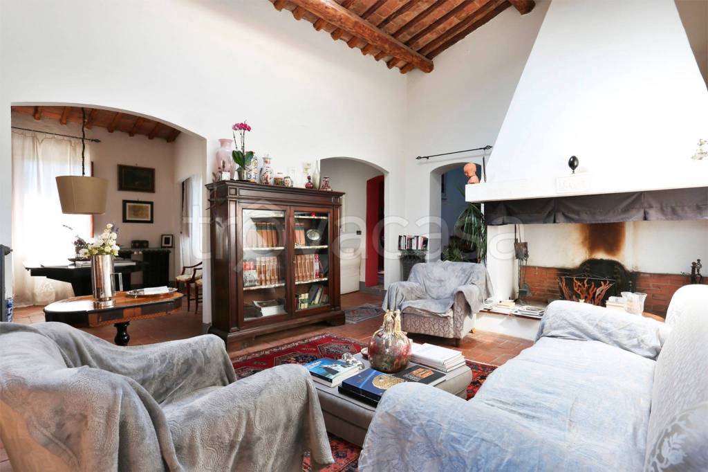 casa indipendente in vendita a Bagno a Ripoli in zona Grassina