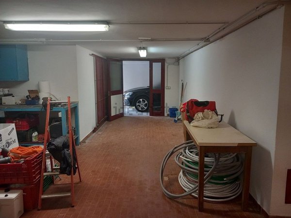 ufficio in vendita a Bagno a Ripoli in zona Grassina