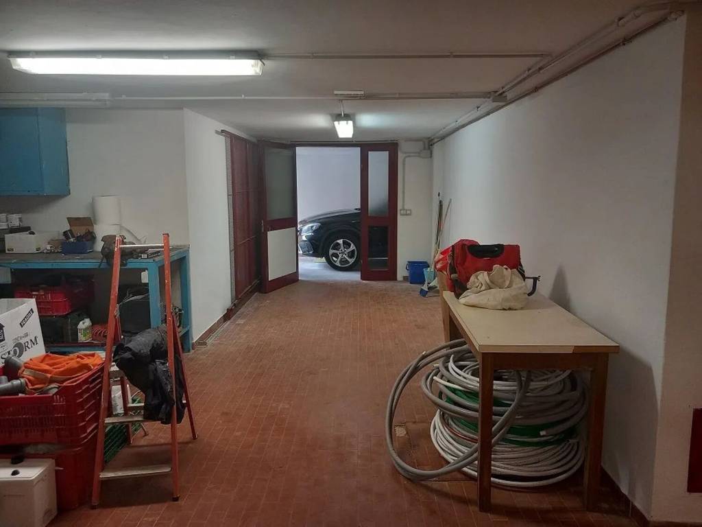 negozio in vendita a Bagno a Ripoli in zona Grassina