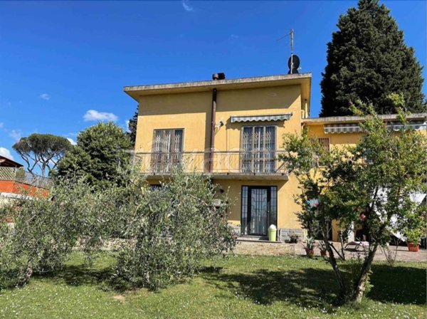 appartamento in vendita a Bagno a Ripoli in zona San Donato in Collina