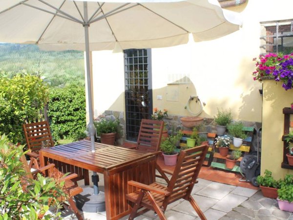 casa indipendente in vendita a Bagno a Ripoli in zona Vallina
