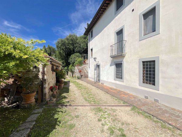 casa semindipendente in vendita a Bagno a Ripoli in zona Vallina