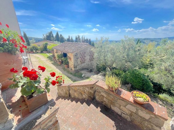 casa indipendente in vendita a Bagno a Ripoli in zona Vallina