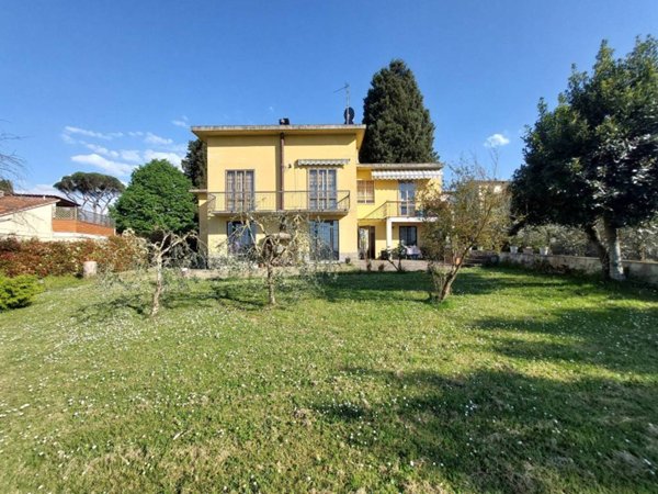appartamento in vendita a Bagno a Ripoli in zona San Donato in Collina