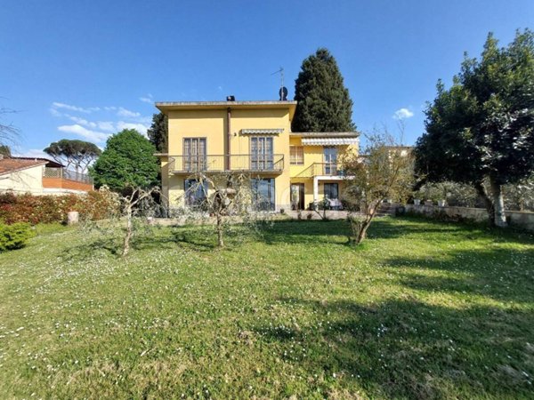 appartamento in vendita a Bagno a Ripoli in zona San Donato in Collina