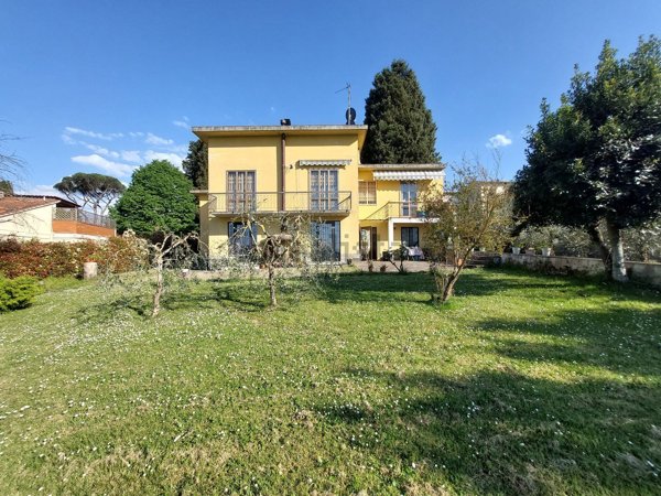 appartamento in vendita a Bagno a Ripoli in zona San Donato in Collina