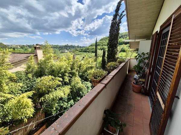 casa indipendente in vendita a Bagno a Ripoli in zona Grassina