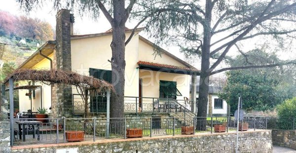 casa indipendente in vendita a Bagno a Ripoli in zona Antella