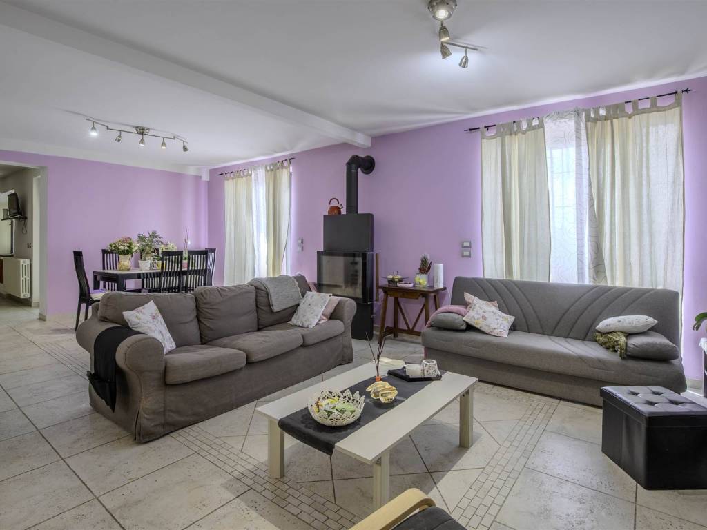appartamento in vendita a Bagno a Ripoli in zona San Donato in Collina