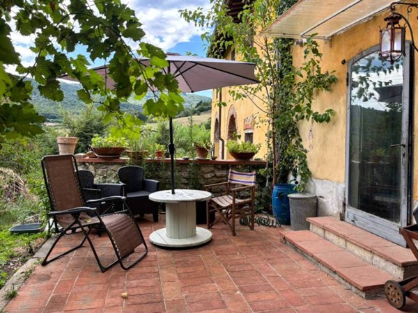 casa indipendente in vendita a Bagno a Ripoli in zona San Donato in Collina
