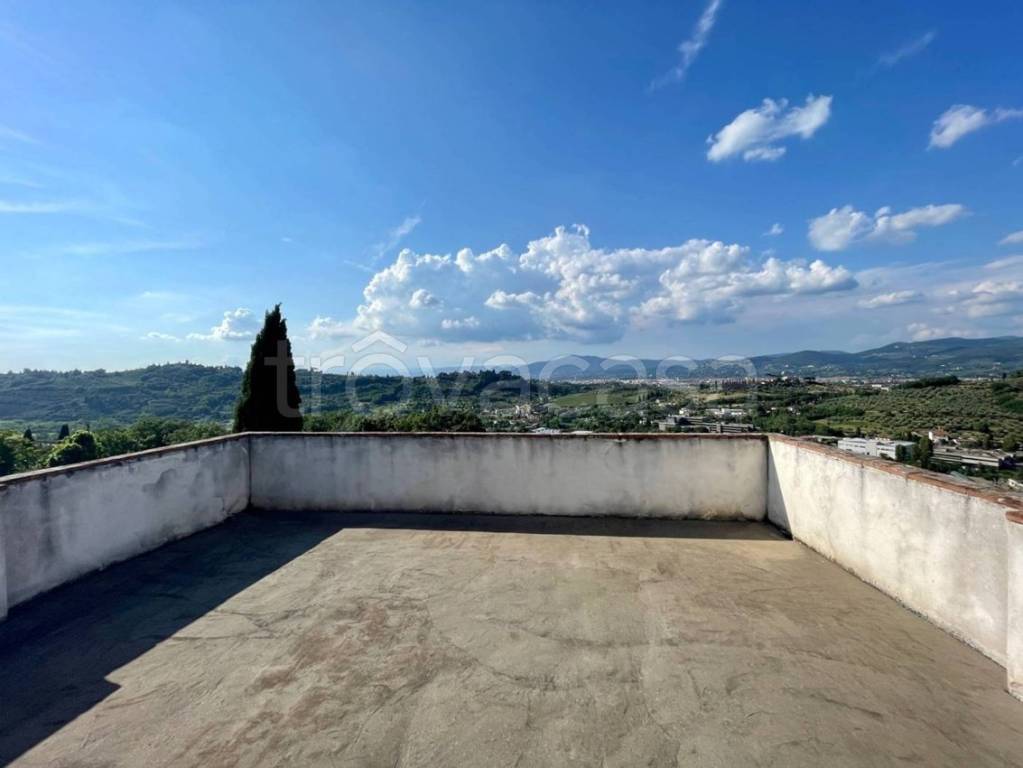 appartamento in vendita a Bagno a Ripoli in zona Ponte a Ema