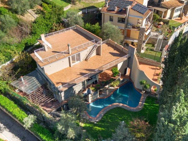 casa indipendente in vendita a Bagno a Ripoli
