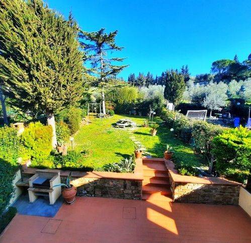 casa indipendente in vendita a Bagno a Ripoli in zona Osteria Nuova