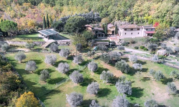 casa indipendente in vendita a Bagno a Ripoli in zona San Donato in Collina