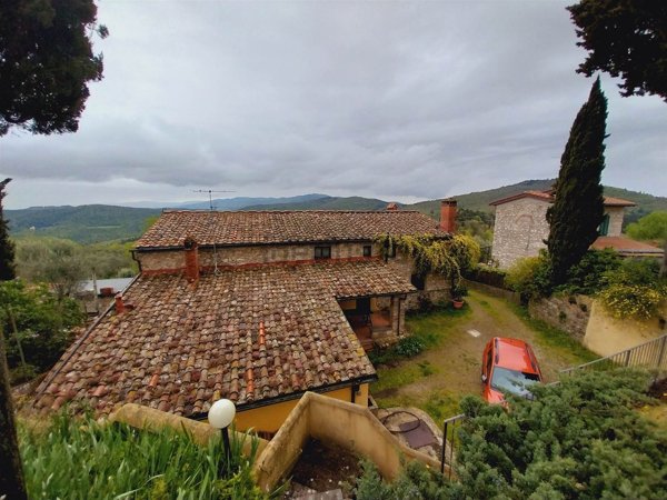 pentavano in vendita a Bagno a Ripoli in zona Villamagna