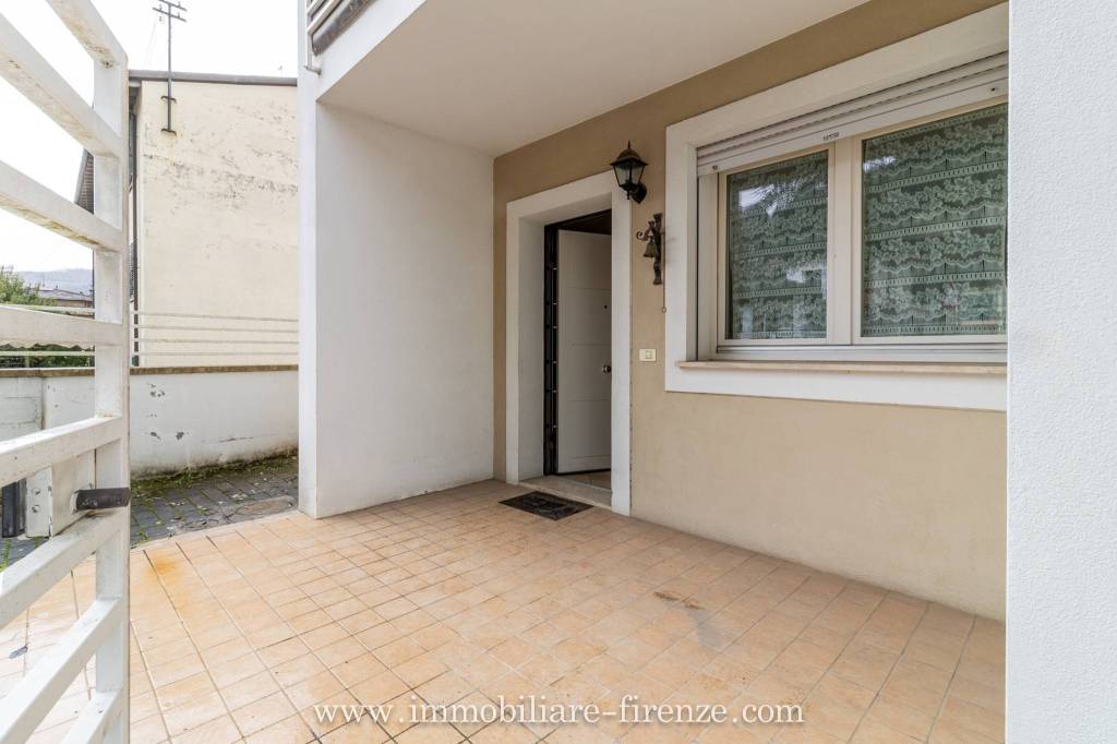 appartamento in vendita a Bagno a Ripoli in zona San Donato in Collina