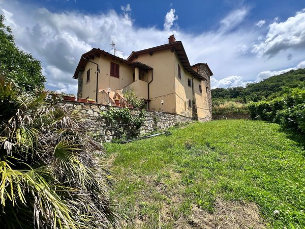 casa indipendente in vendita a Bagno a Ripoli in zona Vallina