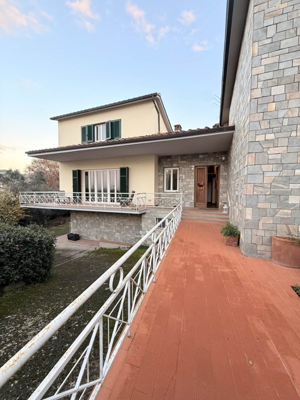 casa indipendente in vendita a Bagno a Ripoli