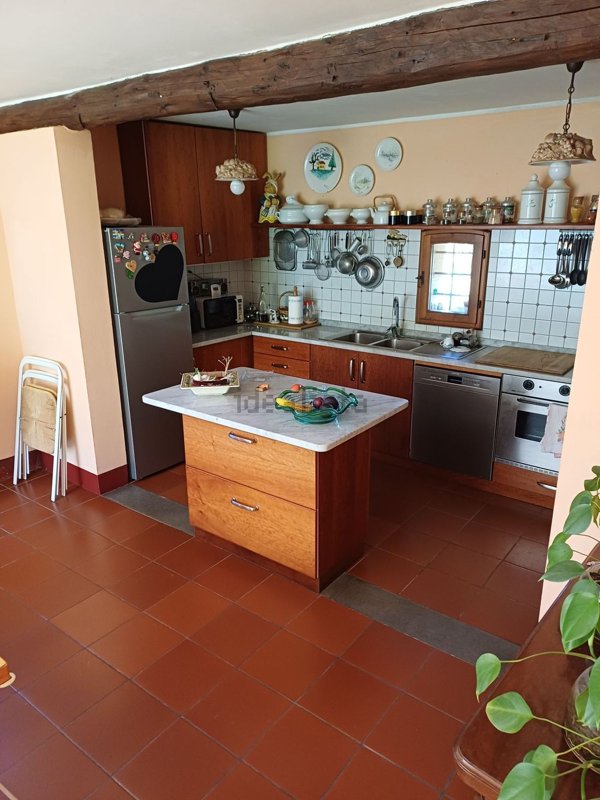 casa indipendente in vendita a Bagno a Ripoli in zona Vallina