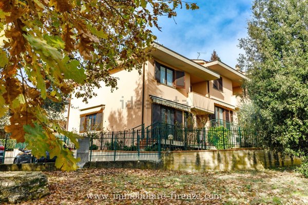 casa indipendente in vendita a Bagno a Ripoli in zona San Donato in Collina