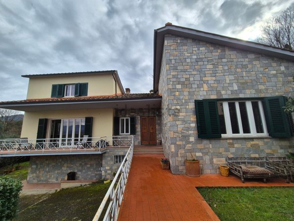 casa indipendente in vendita a Bagno a Ripoli