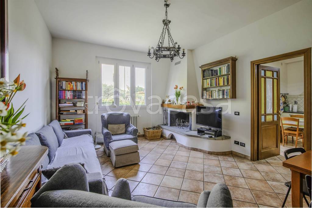 appartamento in vendita a Bagno a Ripoli in zona San Donato in Collina